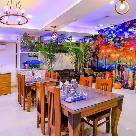 Fabhotel The Kiara Near Igi Delhi Airport 新德里 外观 照片