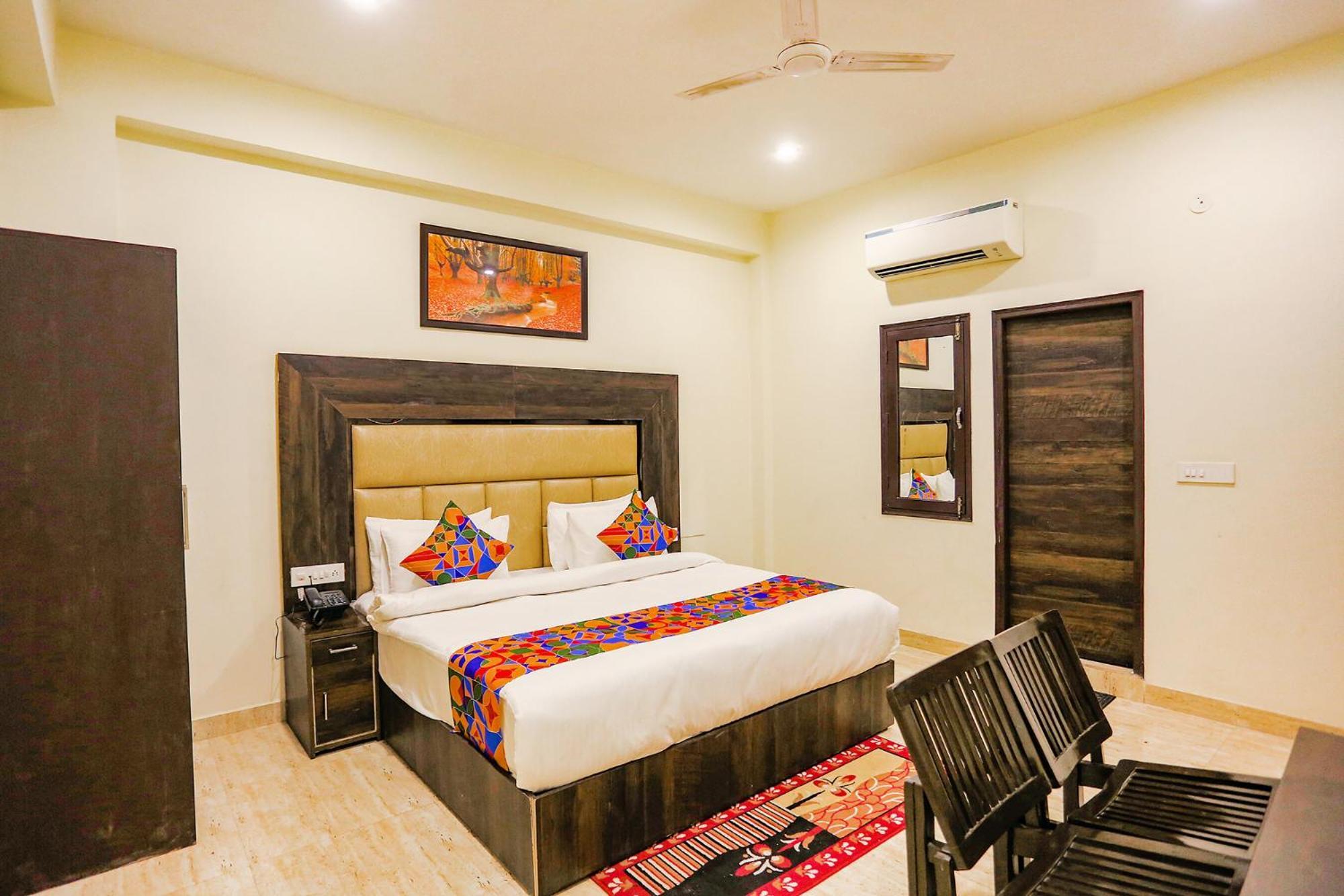 Fabhotel The Kiara Near Igi Delhi Airport 新德里 外观 照片