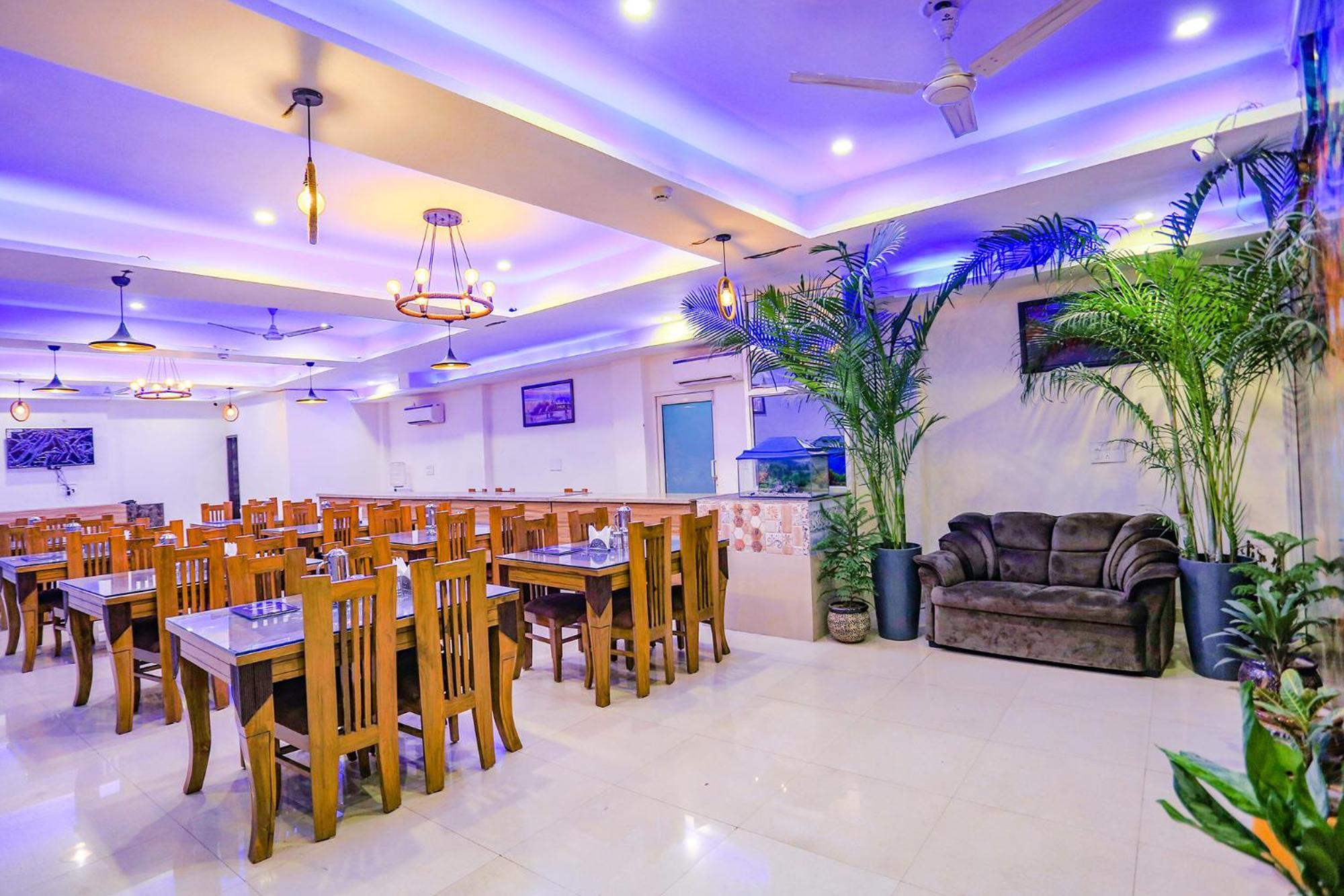 Fabhotel The Kiara Near Igi Delhi Airport 新德里 外观 照片