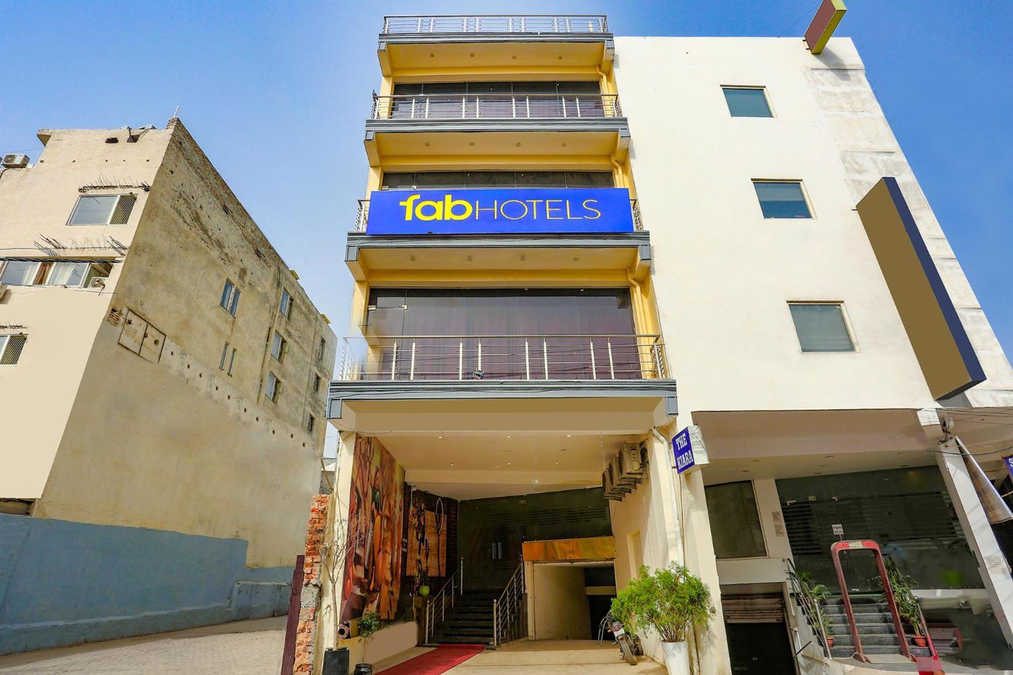 Fabhotel The Kiara Near Igi Delhi Airport 新德里 外观 照片